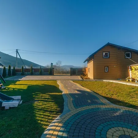 дерев*яна хата ורחובינה