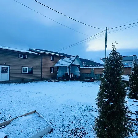 Holiday home дерев*яна хата *