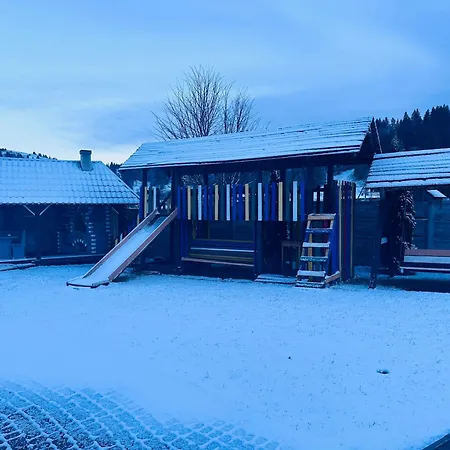 Holiday home дерев*яна хата *