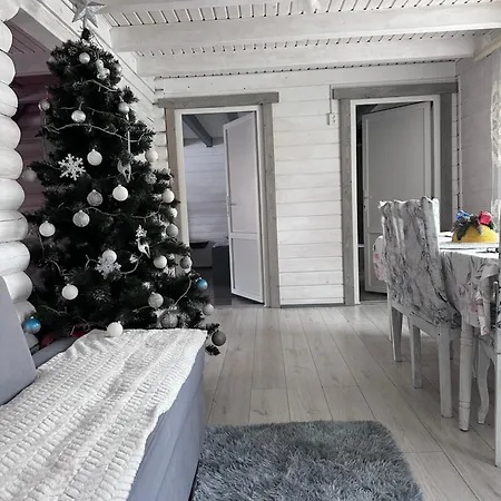 дерев*яна хата *