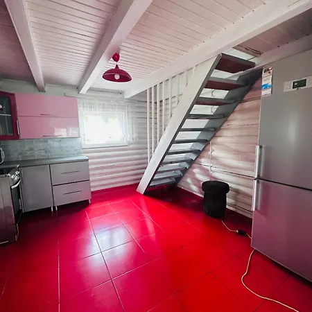 дерев*яна хата *