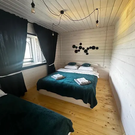 дерев*яна хата * Verkhovyna