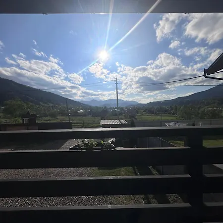 дерев*яна хата בית נופש ורחובינה