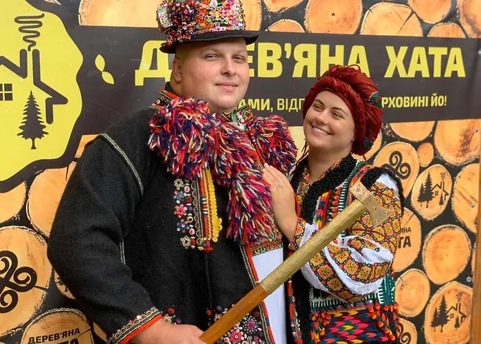 дерев*яна хата Wierchowina