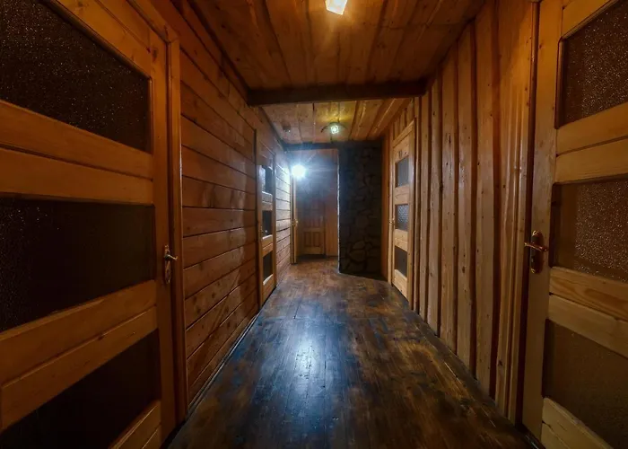 дерев*яна хата 度假居