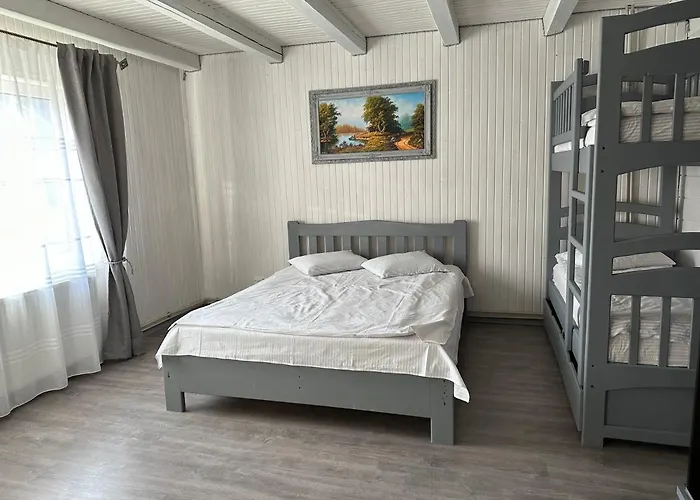 дерев*яна хата 度假居