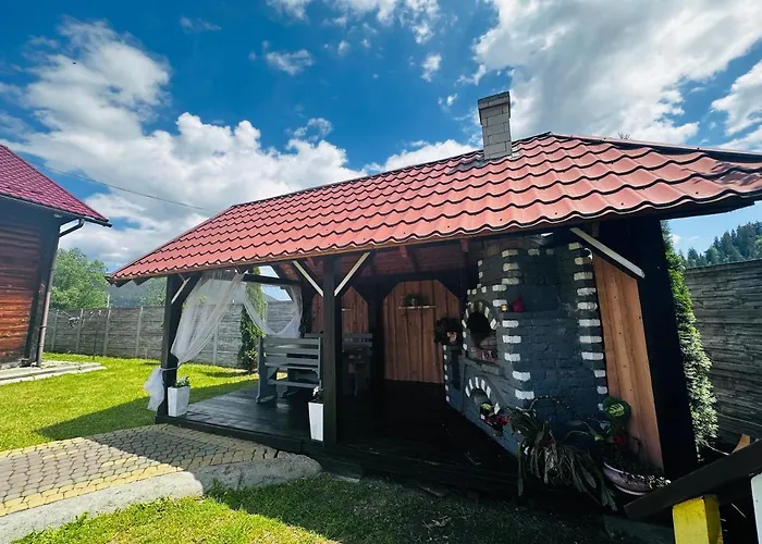 дерев*яна хата Hébergement de vacances Verkhovyna